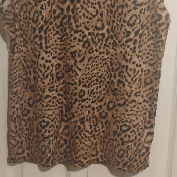 No Boundaries Brown Muscle Tee Sleeveless Top - Picture 7 of 9